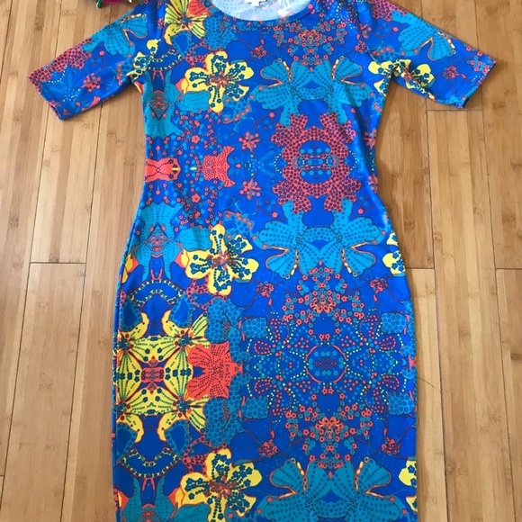 LuLaRoe Júlia Dress bright Colors - Picture 2 of 5